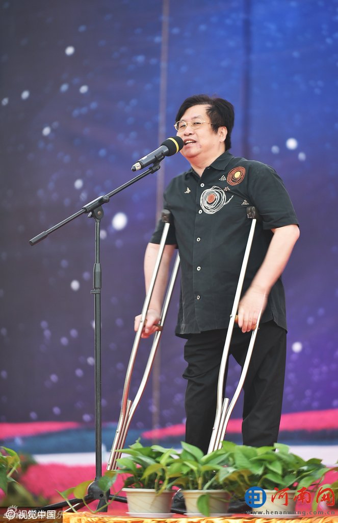 河南网讯：郑智化来河南 郑智化年龄多大了 郑智化为什么坐牢及为什么残疾真正原因（图）
