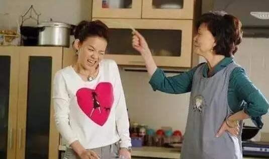 婆婆抱怨90后媳妇懒为何引火爆了朋友圈？