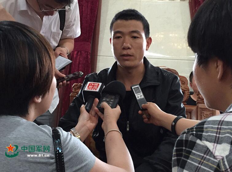 河南省委领导看望申亮亮家人