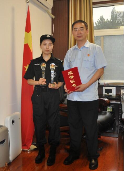 濮阳市中级人民法院张梦贞荣获女子两项第一名优异的成绩