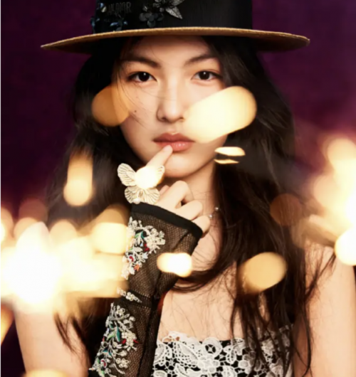 感叹星二代出色的同时，李欣芸让你看到企业家女儿的优秀