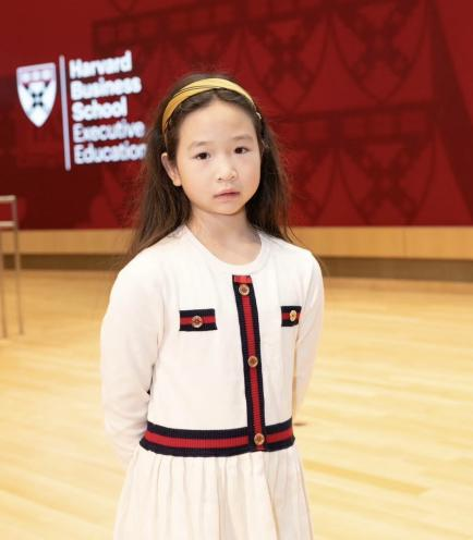 感叹星二代出色的同时，李欣芸让你看到企业家女儿的优秀