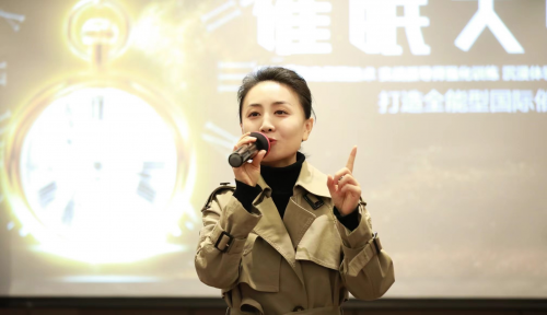 “盗梦空间”大型身心健康与成长公益活动在河南成功举办