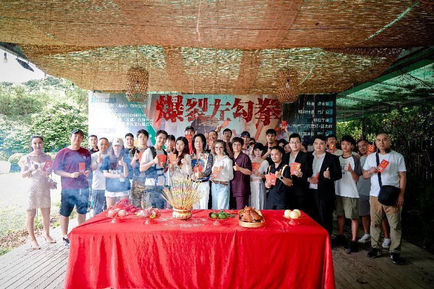 《爆裂左勾拳》在深开拍 退役特种兵梁平赴港救妻