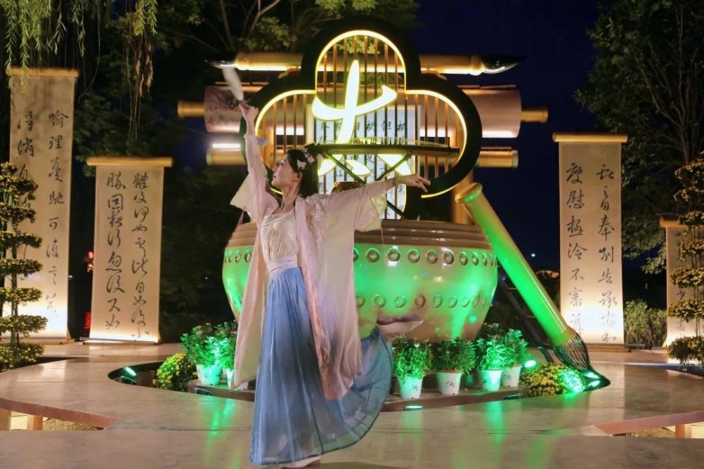开封市民期待的免费高雅夜生活来啦！
